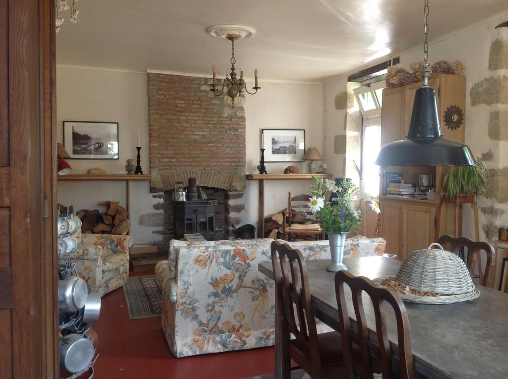 Avec Plaisir Bed and Breakfast Saint-Plaisir Exteriör bild