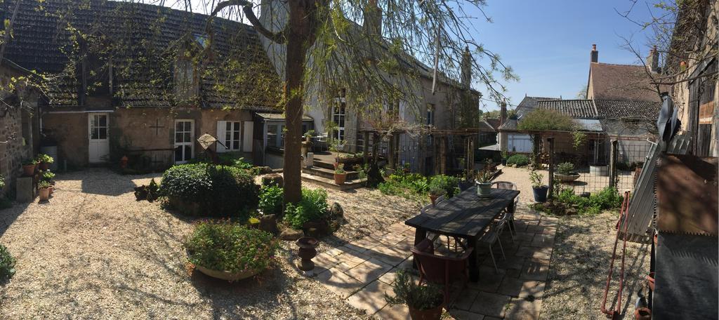 Avec Plaisir Bed and Breakfast Saint-Plaisir Exteriör bild
